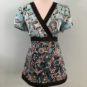Turquoise Black & White Floral V-Neck Belted Top